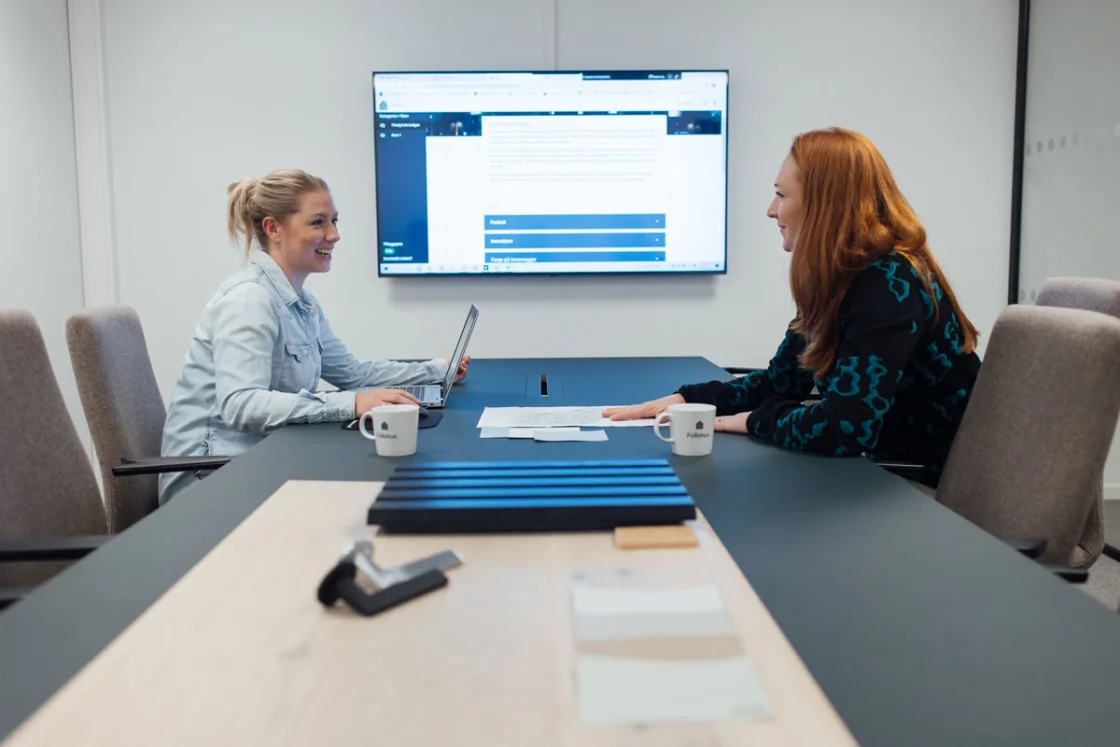 Boligentreprenøren Follohus kombinerer fysisk showroom med digitale verktøy.